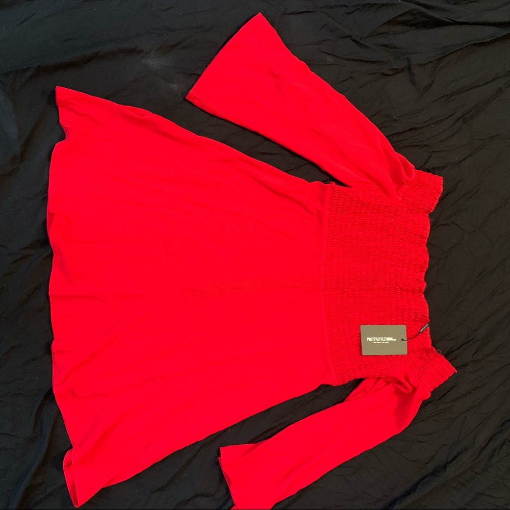 Red and black short dress with ruffles long sleeve